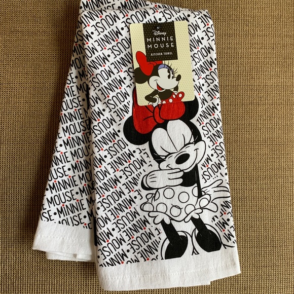 Disney Kitchen Nwt Minnie Mouse Set Of 2 Towels Poshmark Greg the gameaholic‏ @thegameaholic 31 дек. poshmark